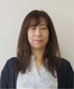 新井 佳代子